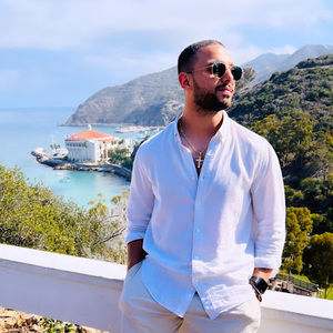 Meet your Posher, Adham